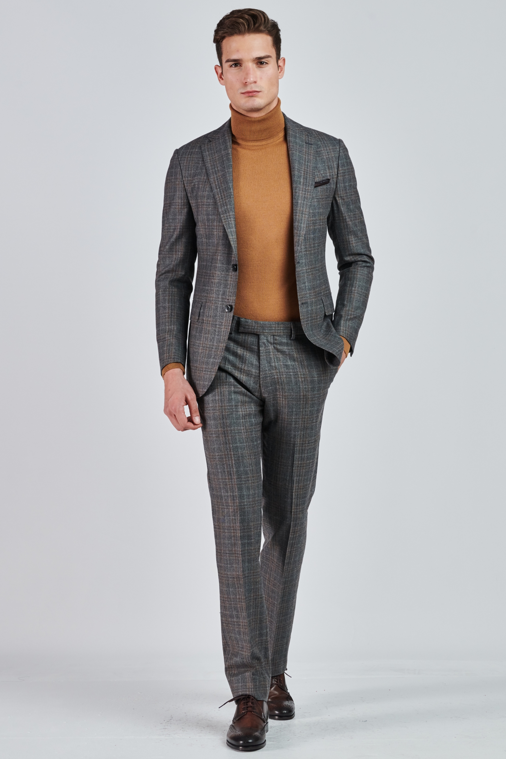 Picture of Giovane Gentile Suit