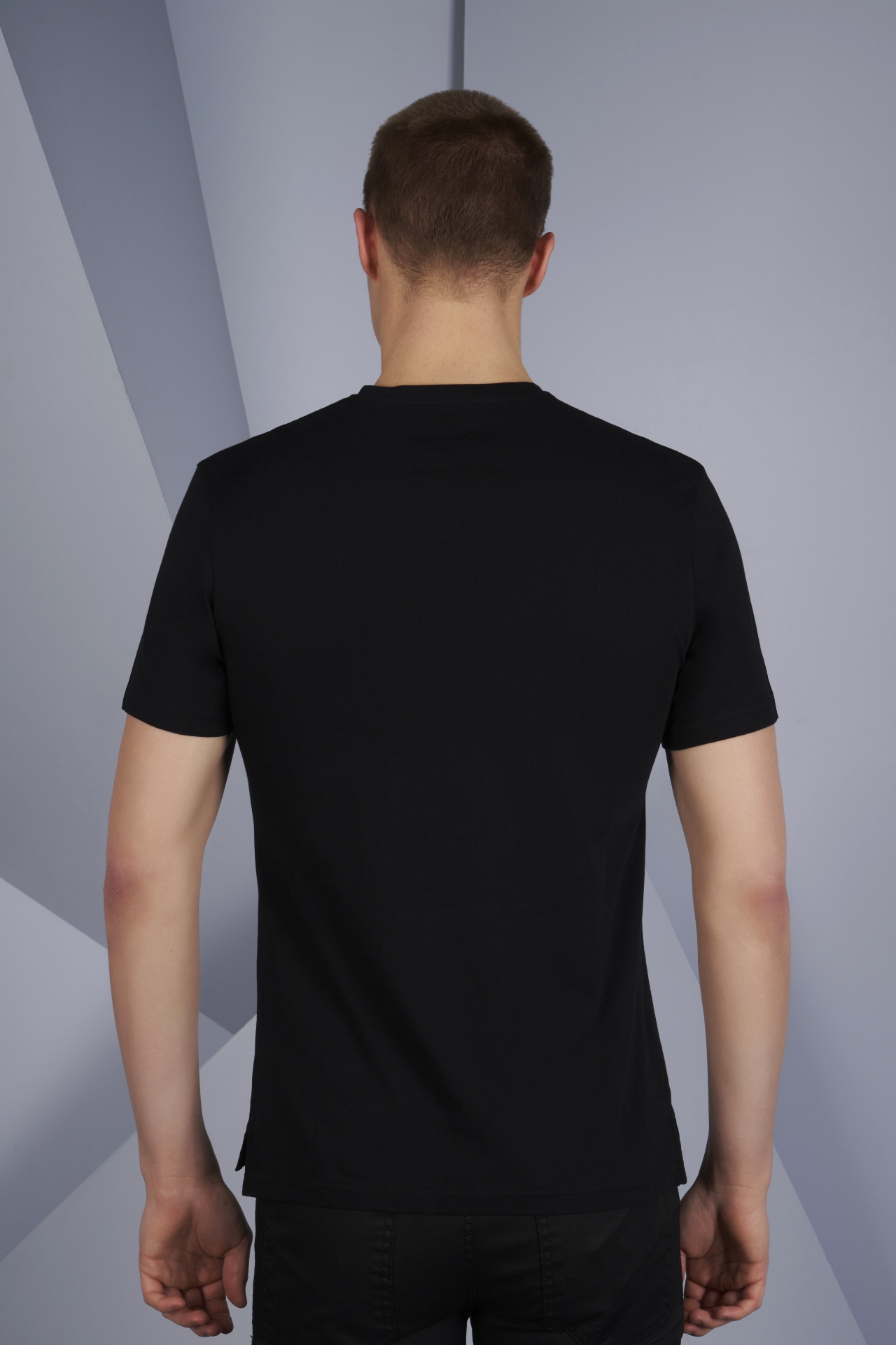 Picture of Giovane G. Designers T-shirt