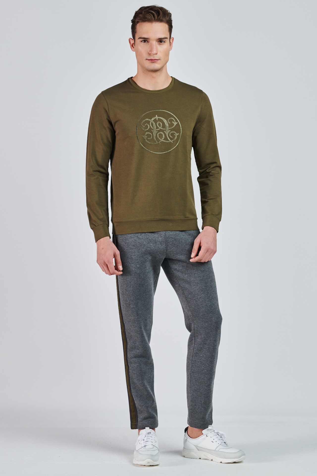 Picture of Giovane G. Designers Tracksuit