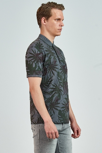 Picture of Giovane G. Designers T-shirt