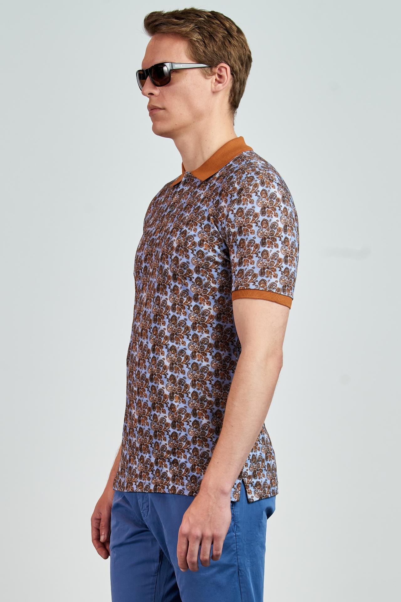 Picture of Giovane G. Designers T-shirt