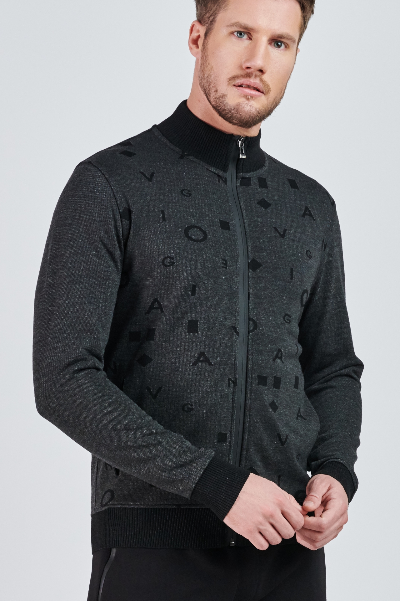 Picture of Giovane G. Designers Tracksuit