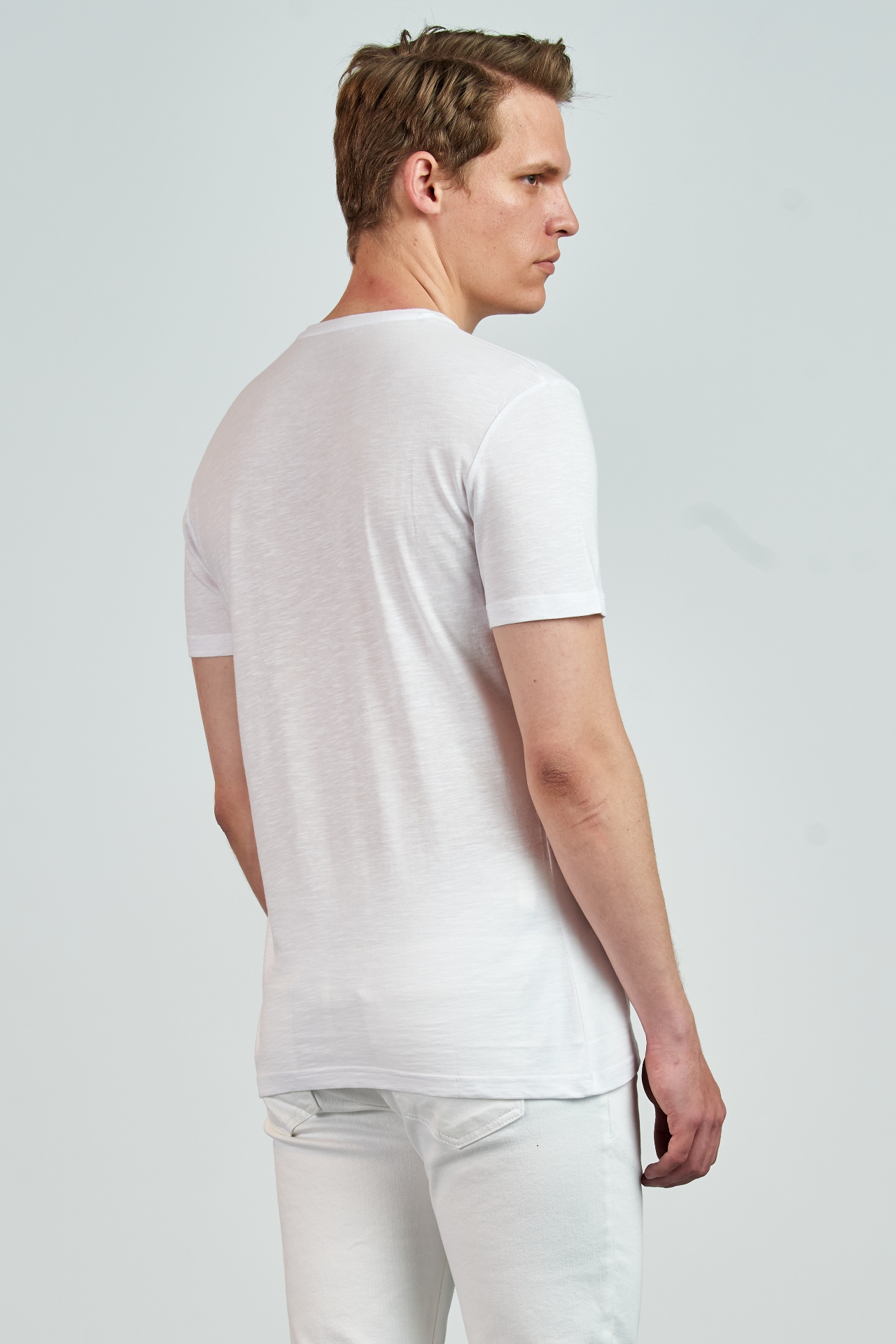 Picture of Giovane G. Designers T-shirt