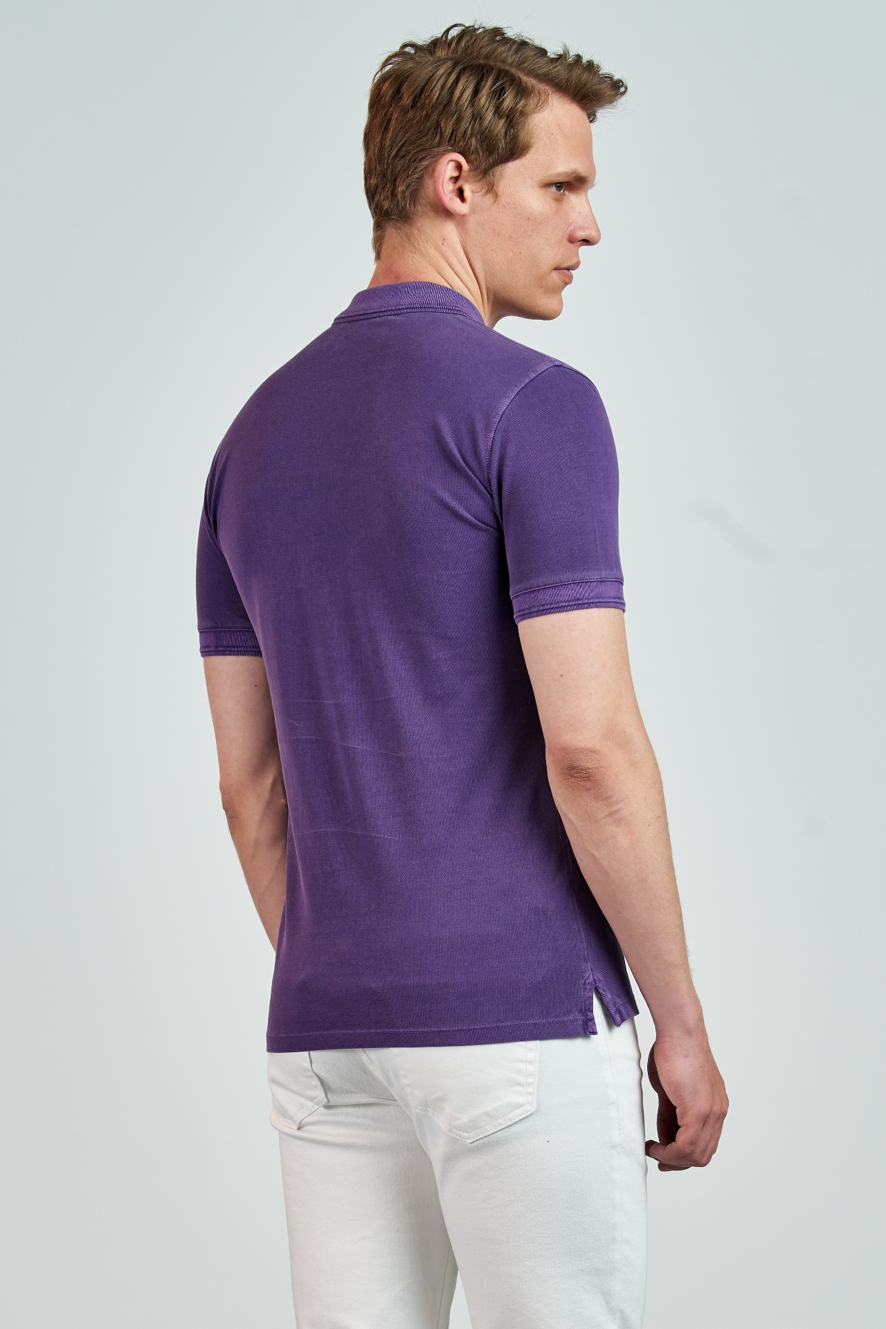 Picture of Giovane G. Designers T-shirt