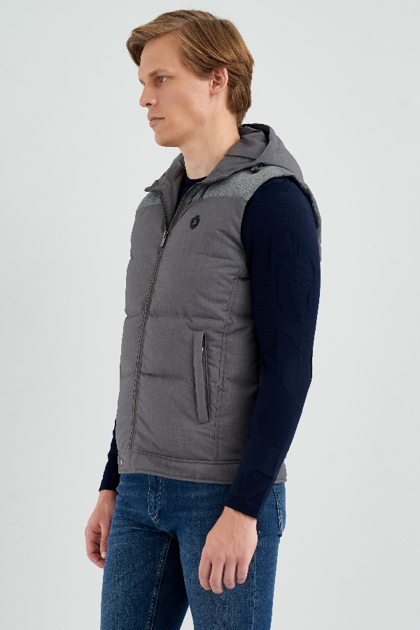 Picture of Giovane Gentile Vest/Coat