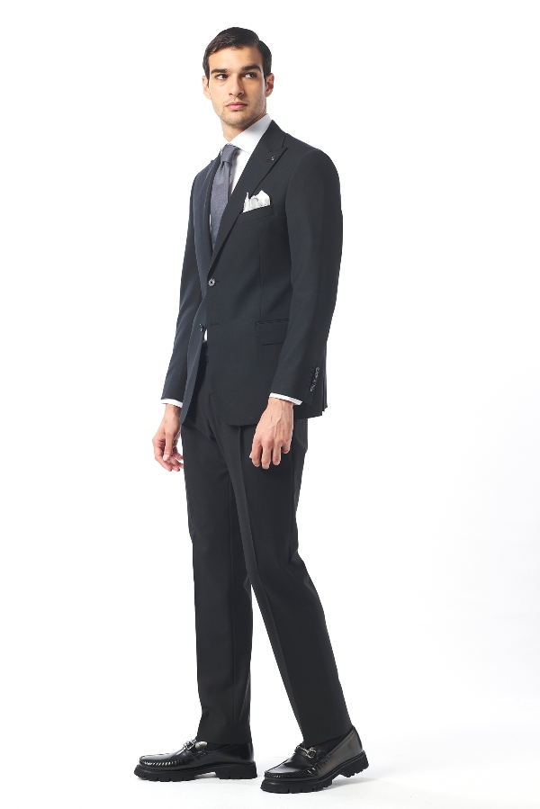 Resim Giovane G. Designers Takım Elbise (Basic Series)