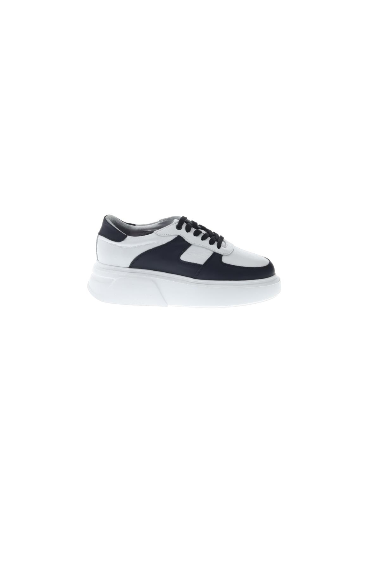 Picture of Giovane Gentile Shoes