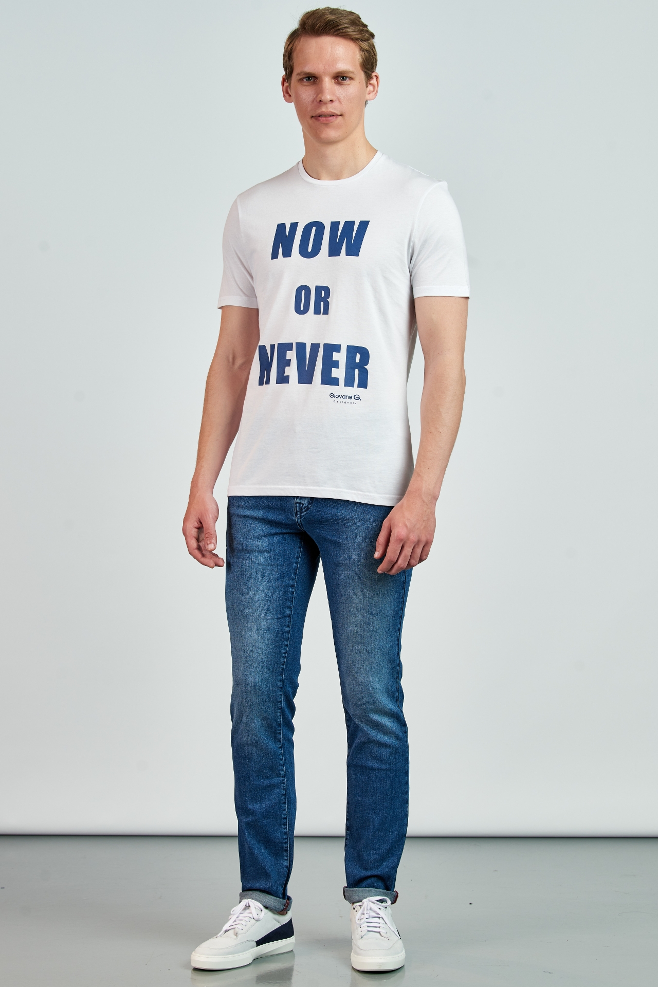 Picture of Giovane G. Designers T-shirt