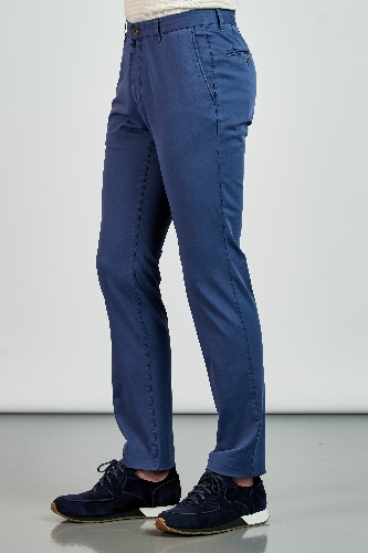 Picture of Giovane Gentile Trousers Casual