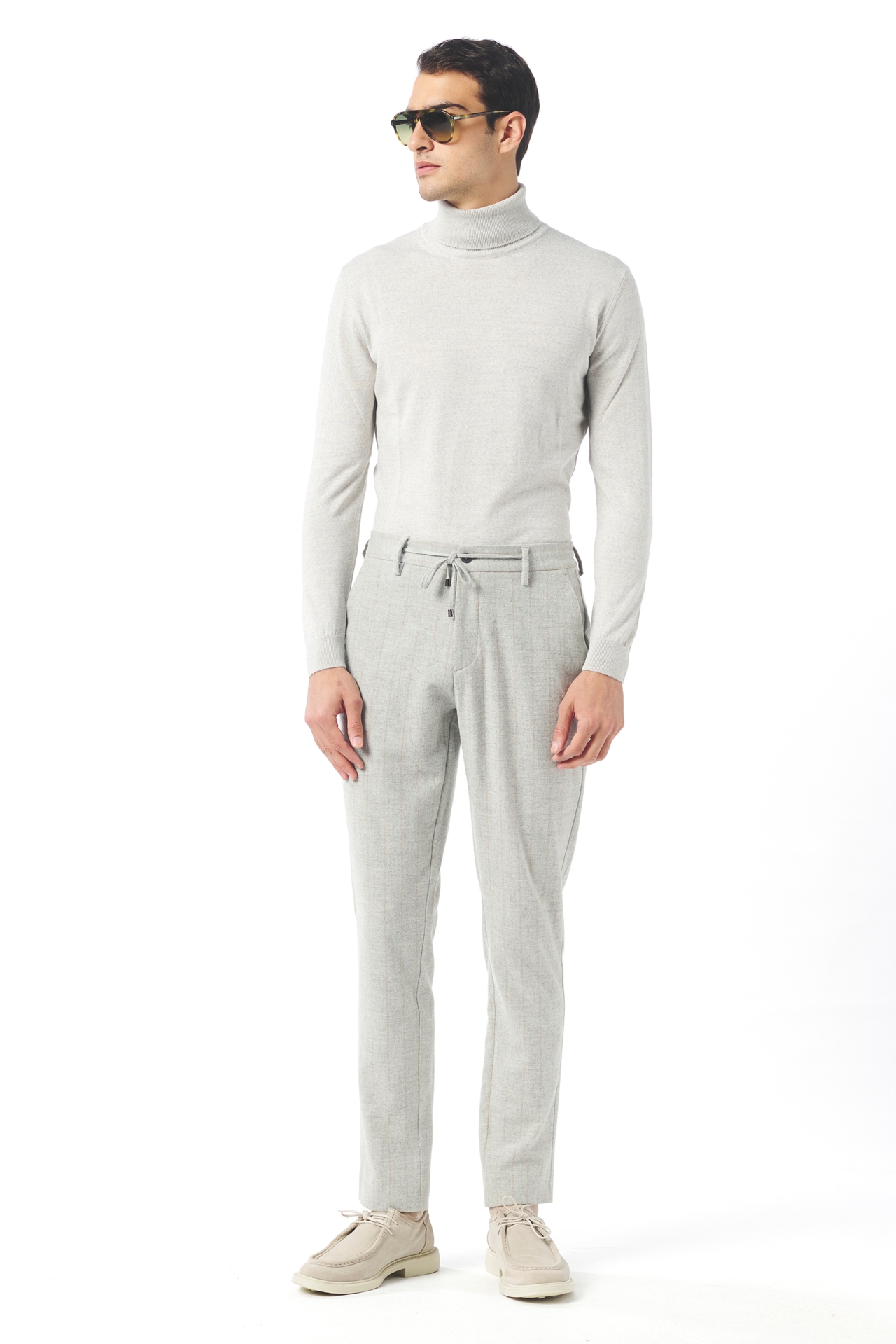 Picture of Giovane Gentile Trousers Casual