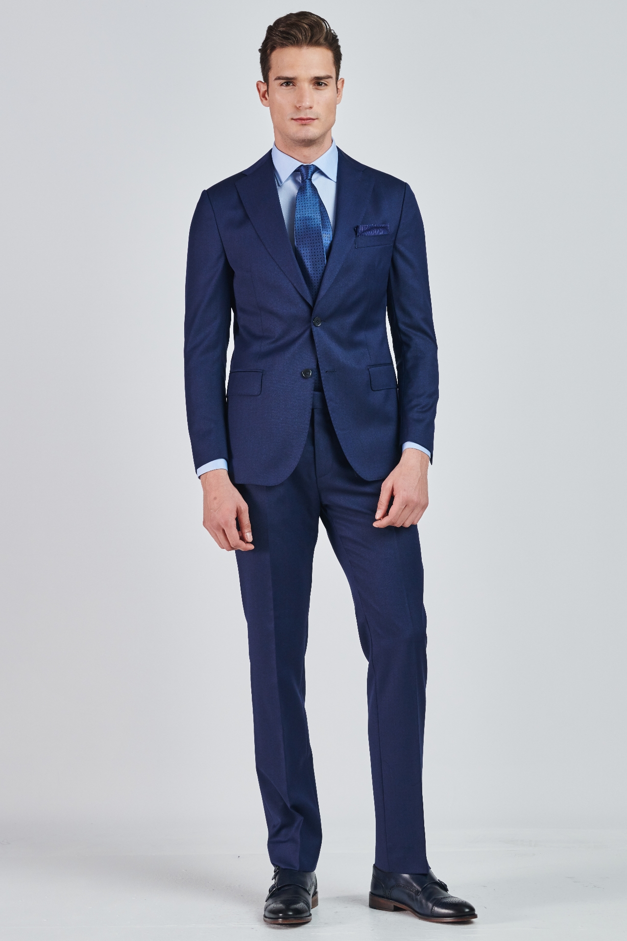 Picture of Giovane Gentile Suit