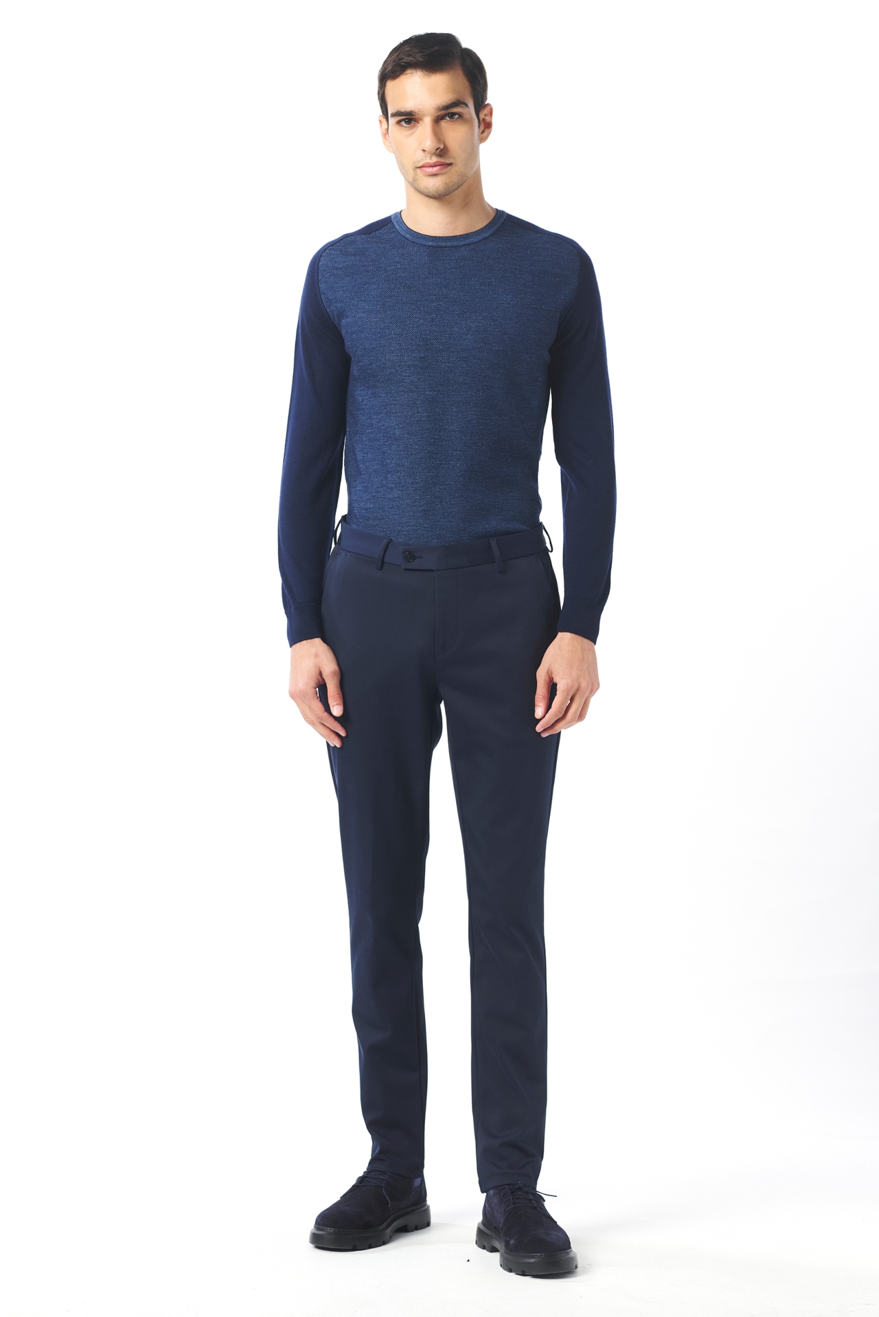 Picture of Giovane Gentile Trousers Casual