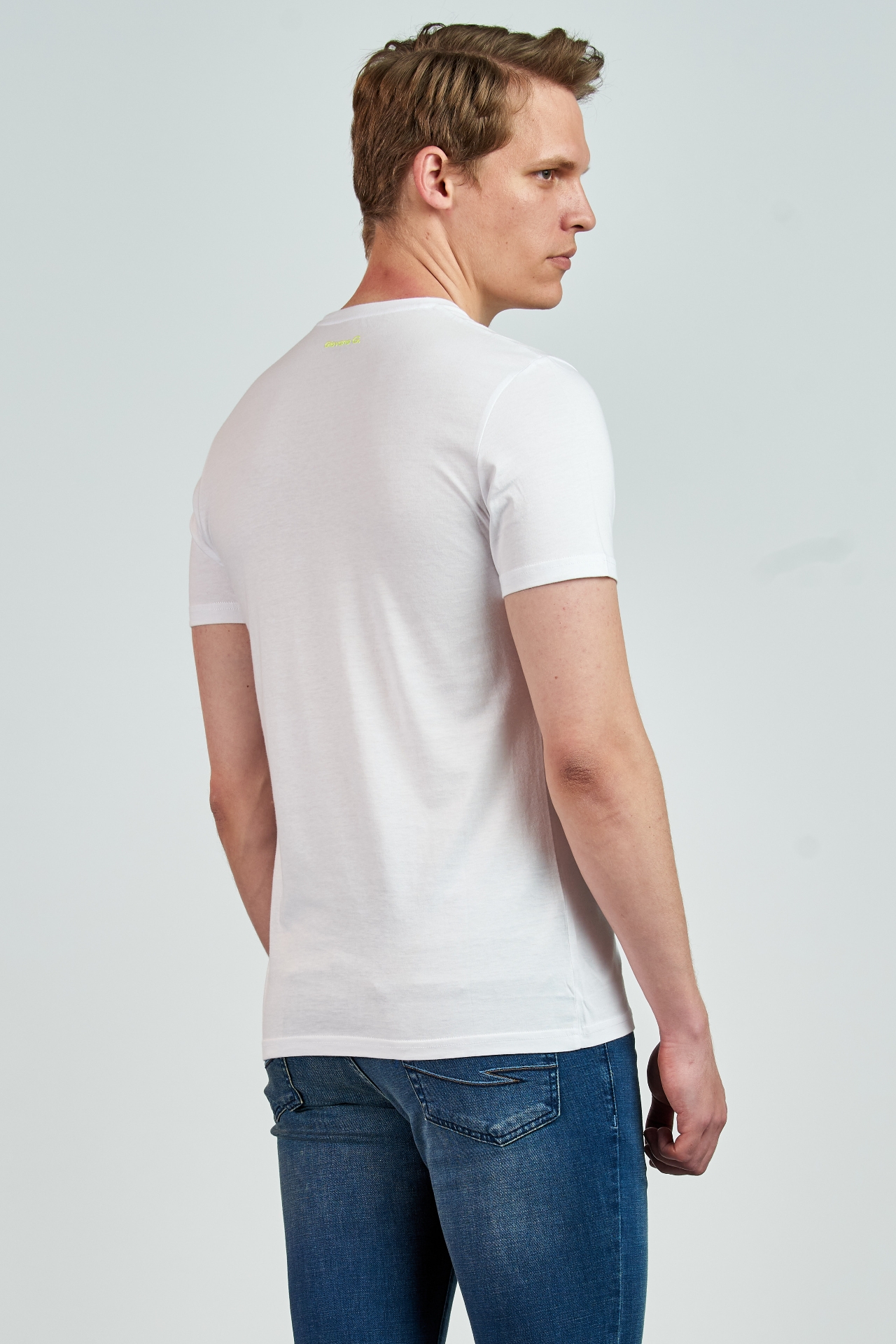 Picture of Giovane G. Designers T-shirt