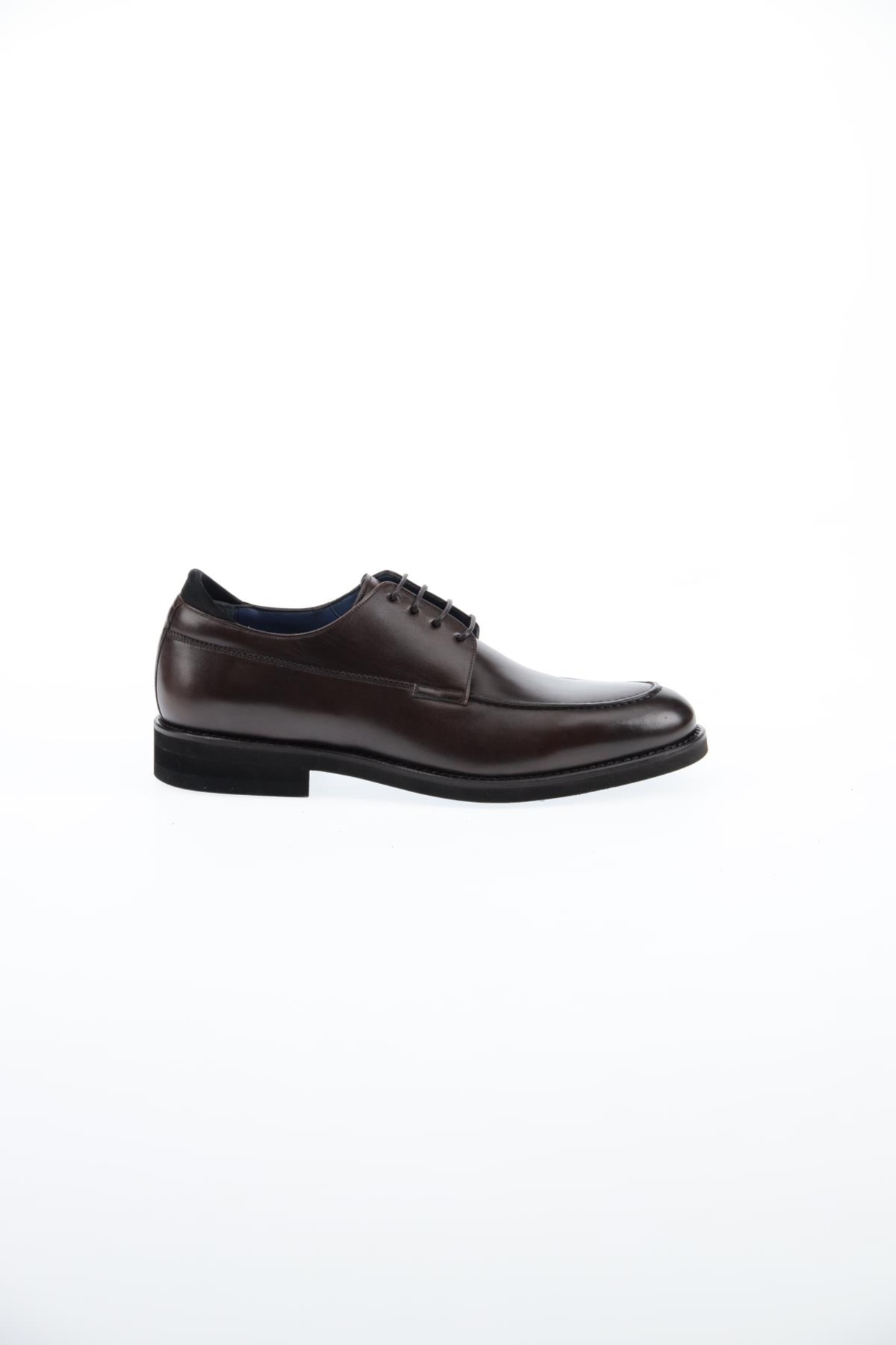 Picture of Giovane Gentile Shoes