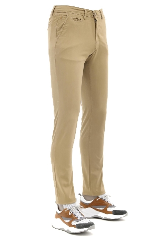 Picture of Giovane Gentile Trousers Casual