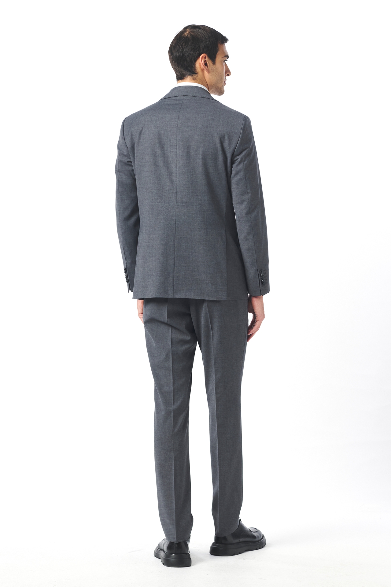 Resim Giovane G. Designers Takım Elbise (Basic Series)