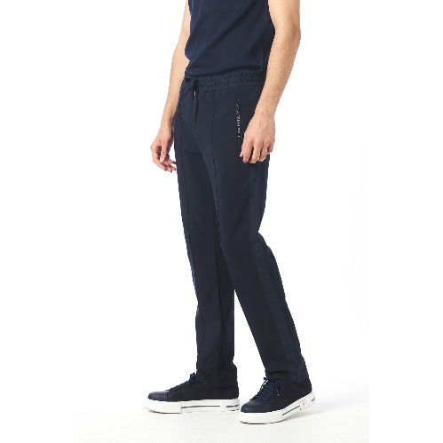Picture of Giovane Gentile Sweatpants