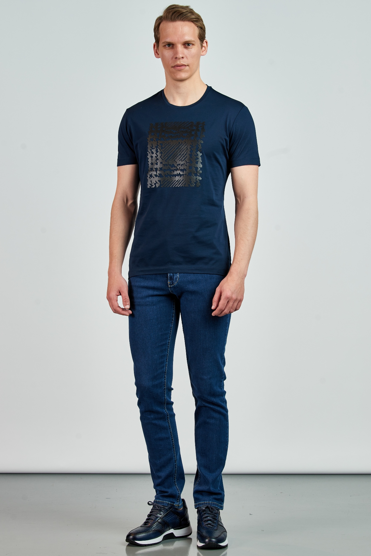 Picture of Giovane Gentile T-shirt