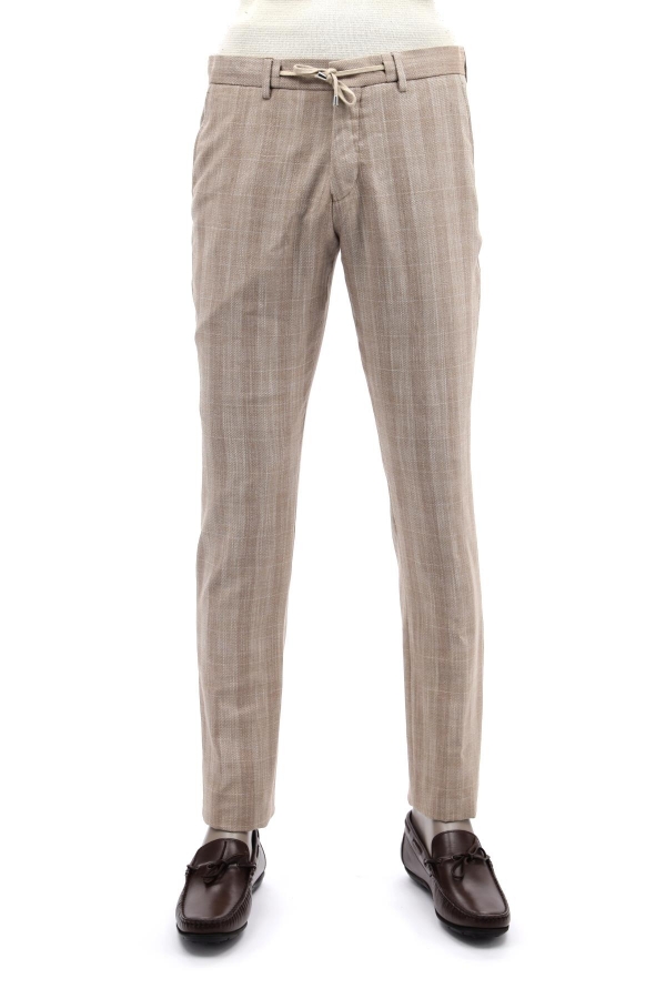 Picture of Giovane Gentile Trousers Casual