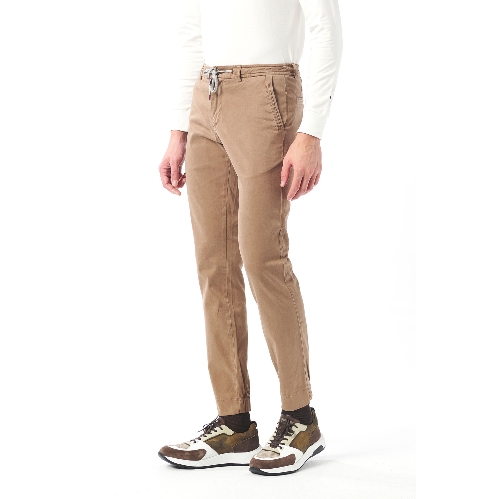 Picture of Giovane Gentile Trousers Casual
