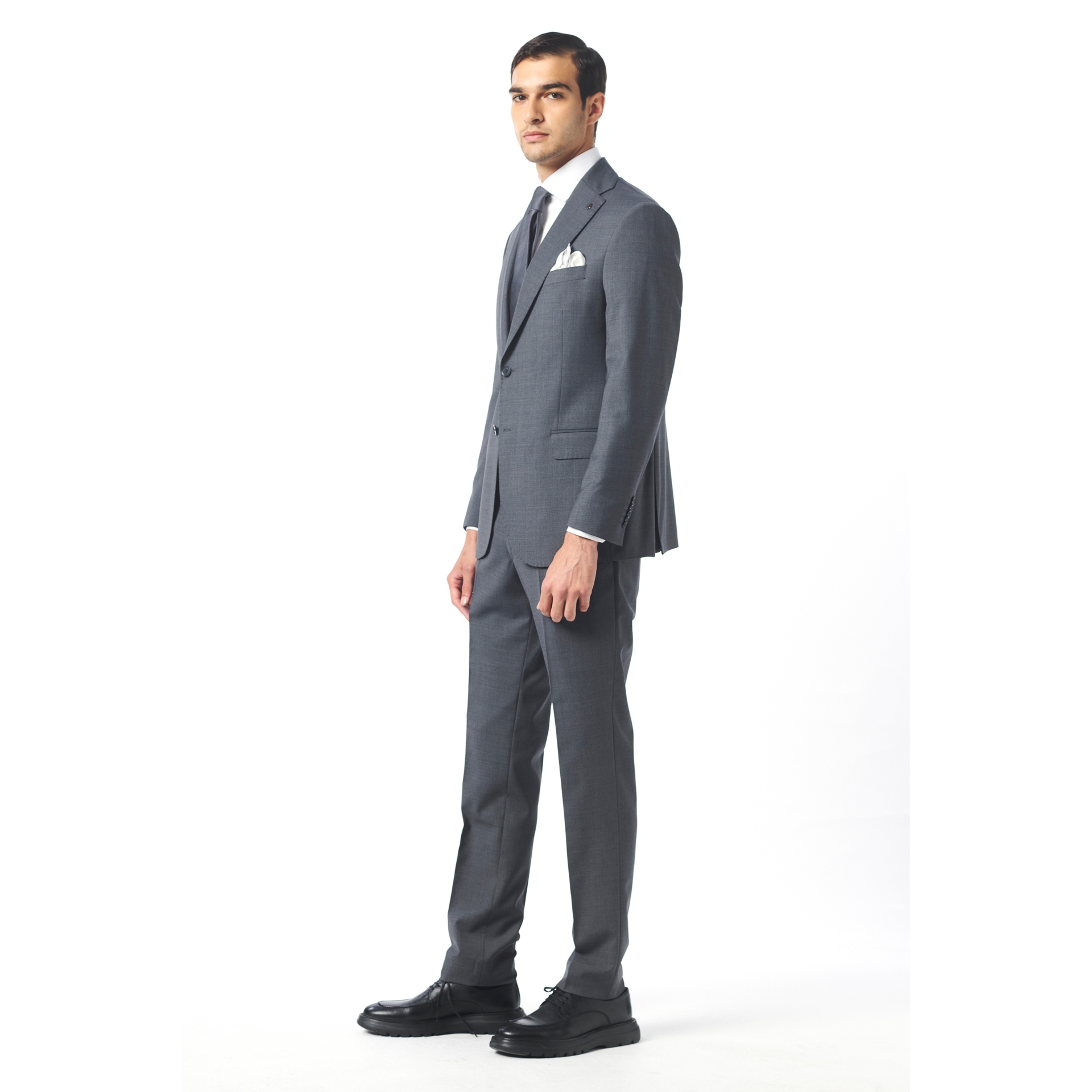 Resim Giovane G. Designers Takım Elbise (Basic Series)