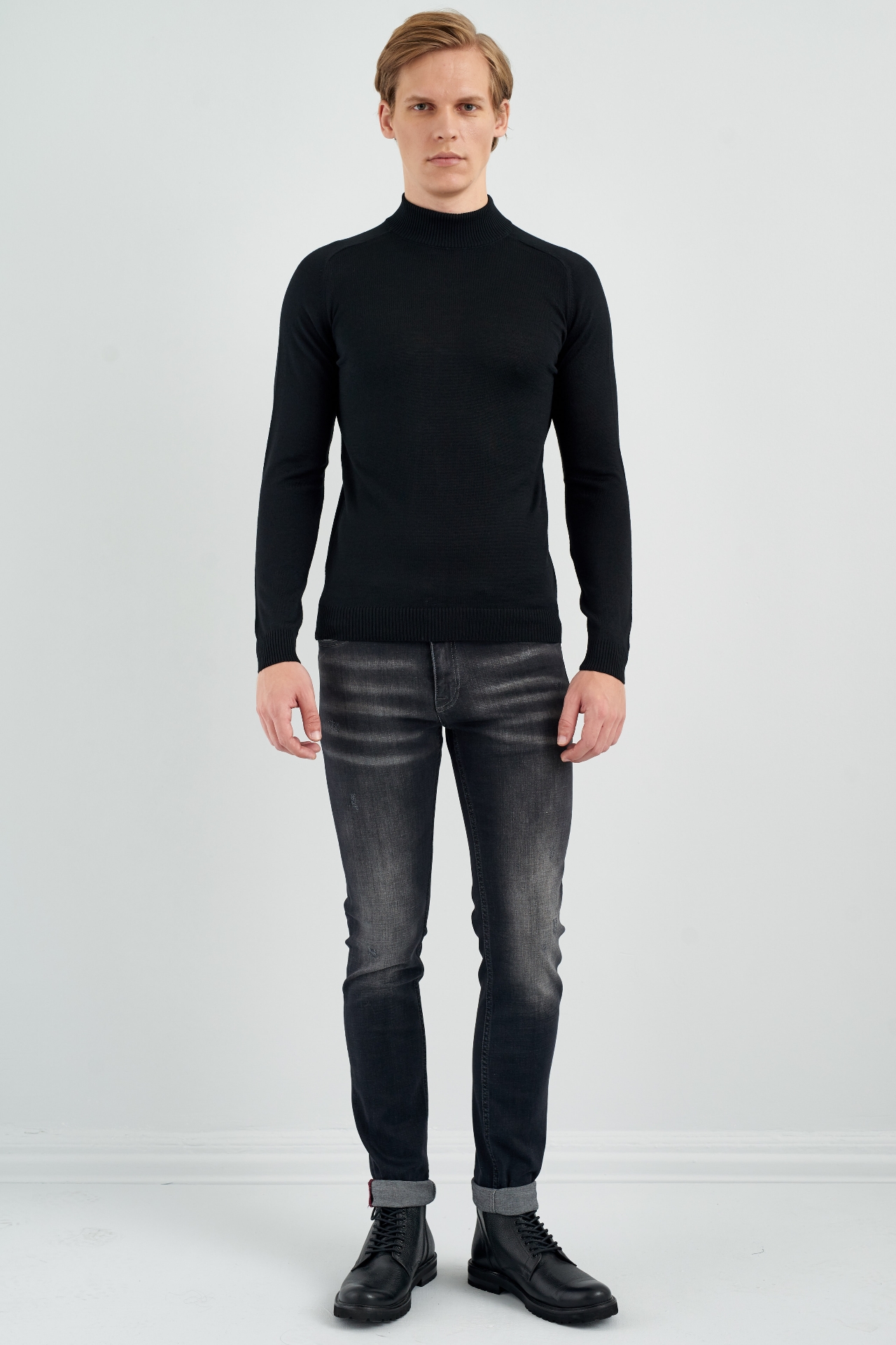 Resim Giovane G. Designers Triko