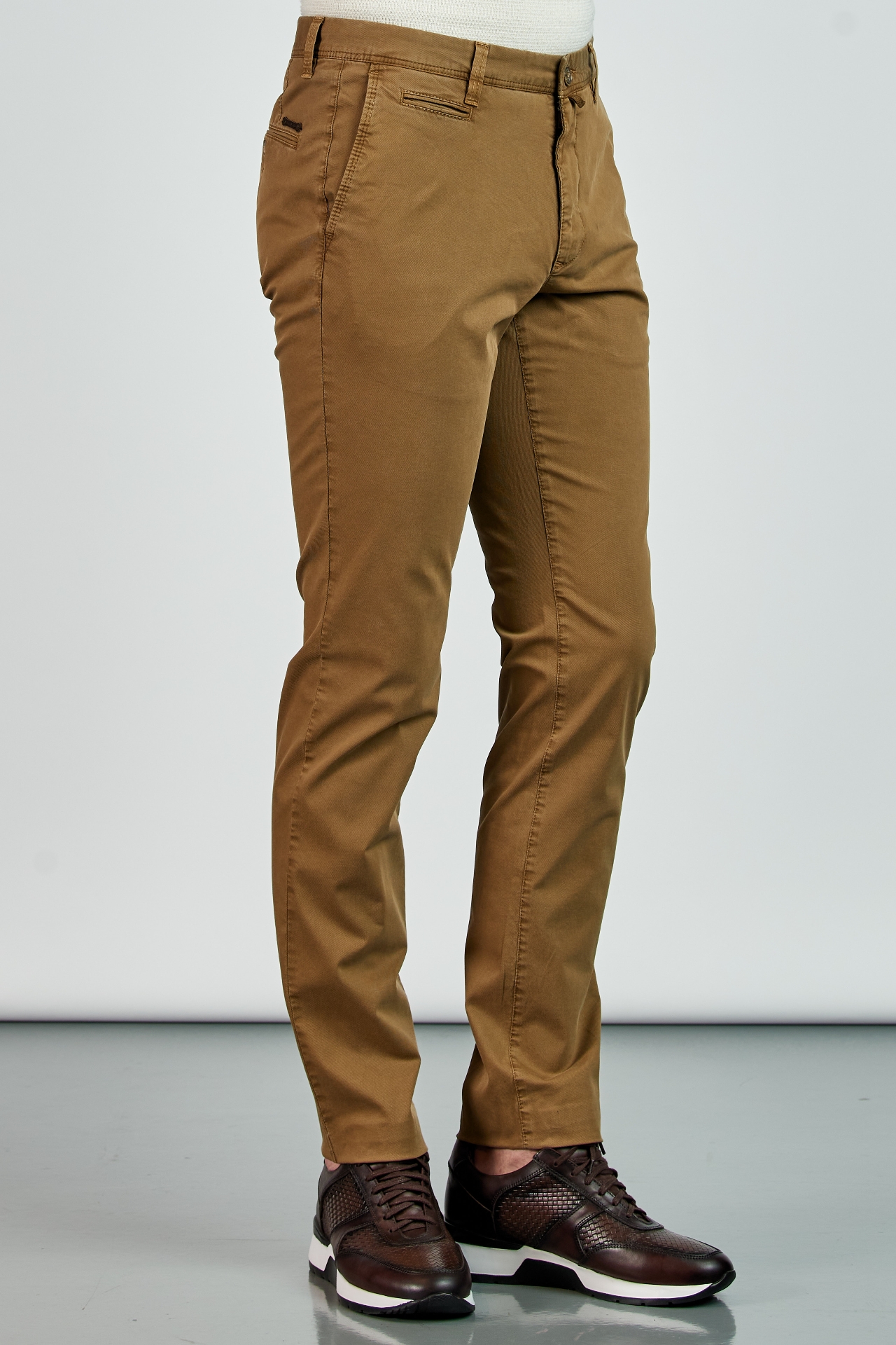 Picture of Giovane Gentile Trousers Casual