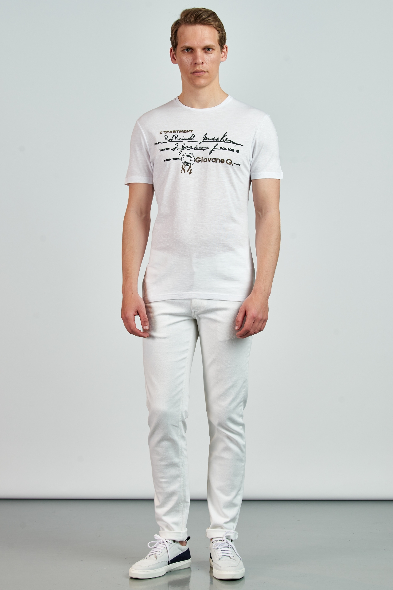 Picture of Giovane G. Designers T-shirt