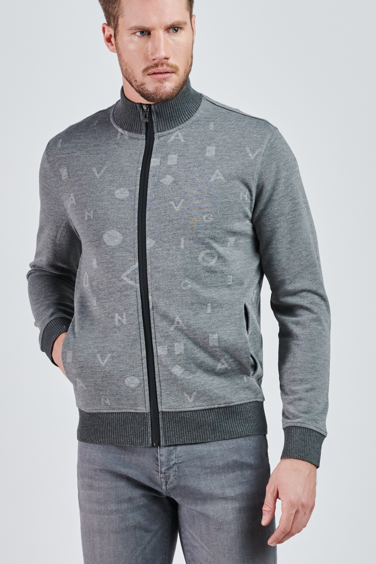 Picture of Giovane G. Designers Tracksuit