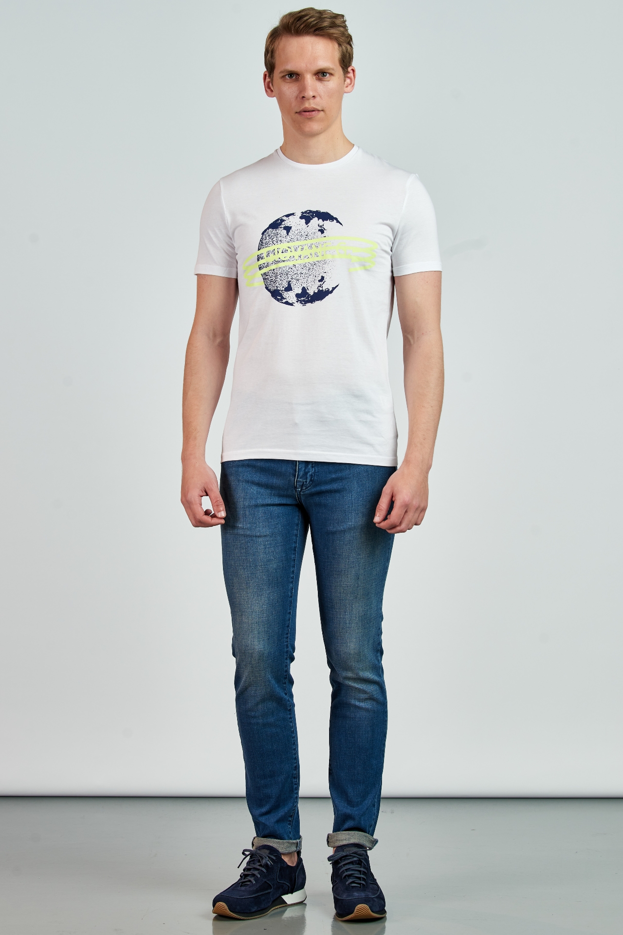 Picture of Giovane G. Designers T-shirt