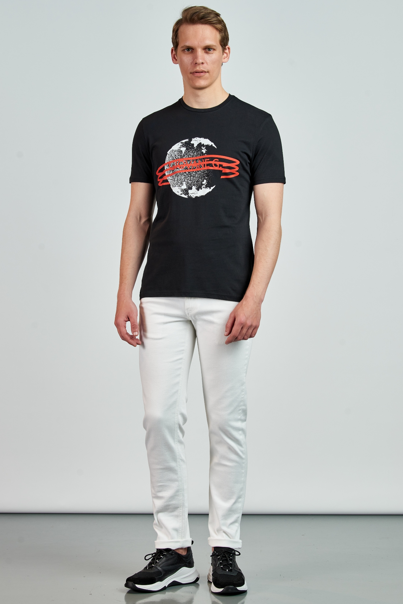 Picture of Giovane G. Designers T-shirt