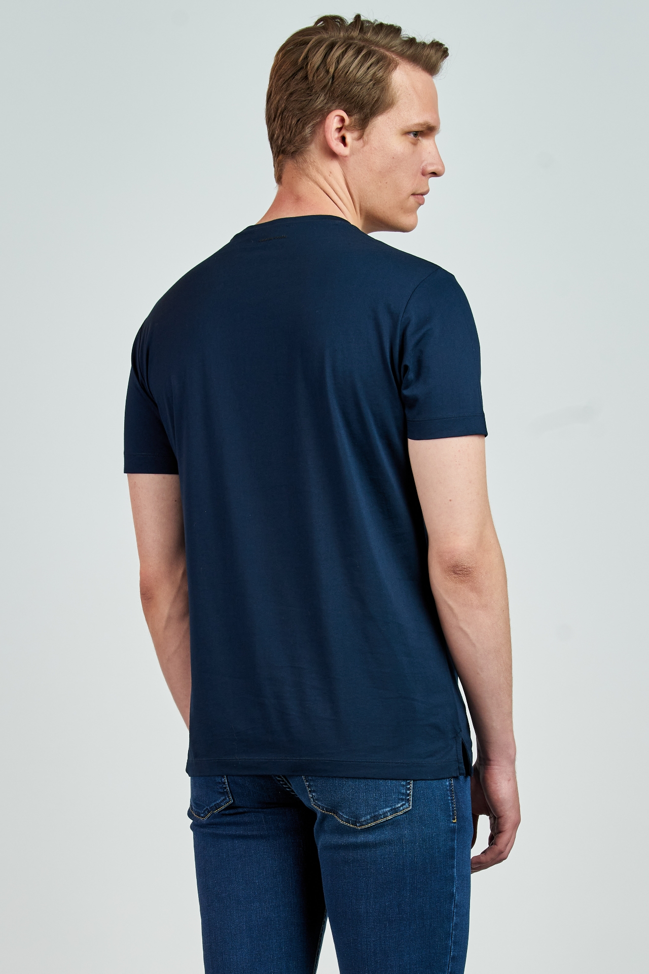 Picture of Giovane Gentile T-shirt