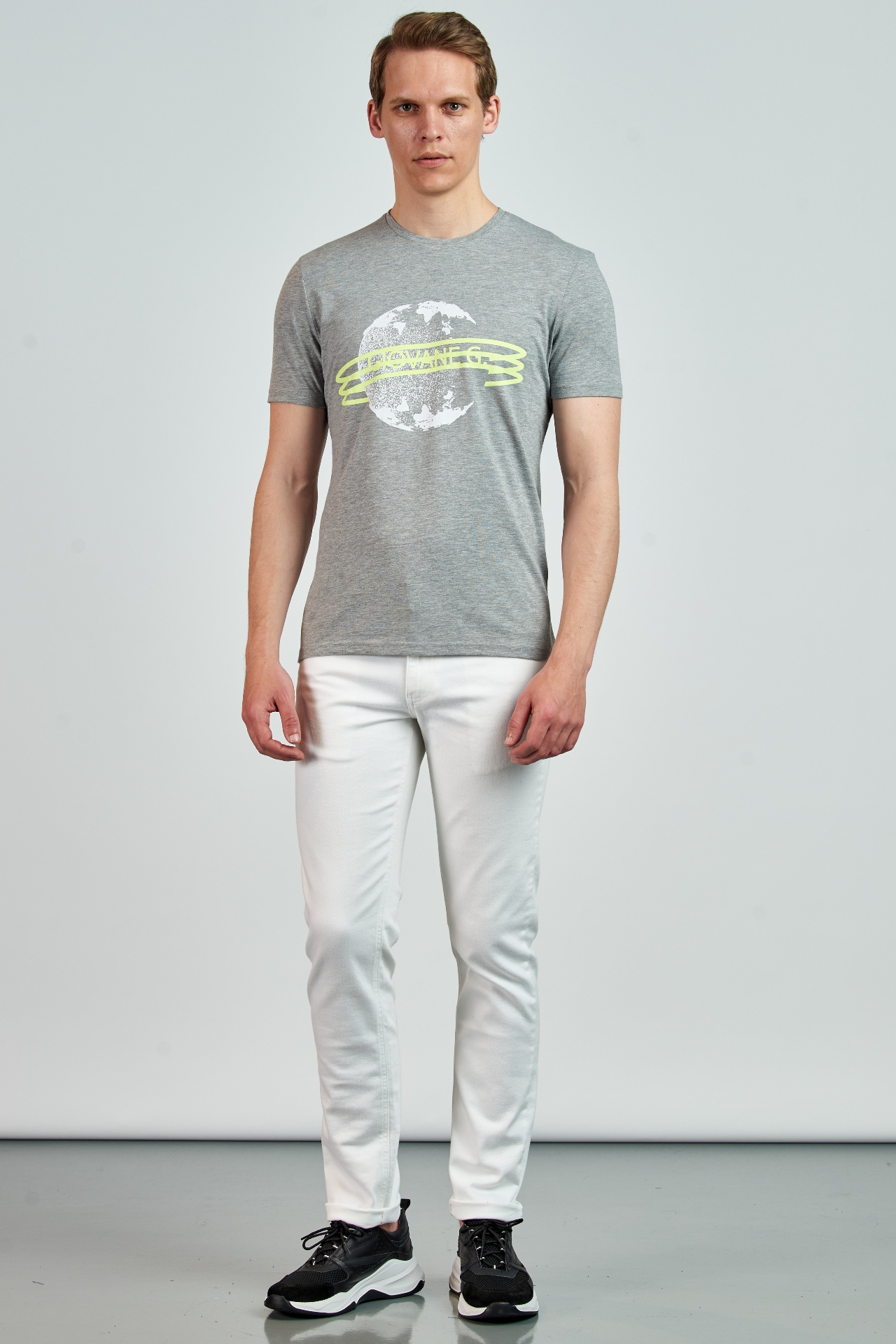 Picture of Giovane G. Designers T-shirt