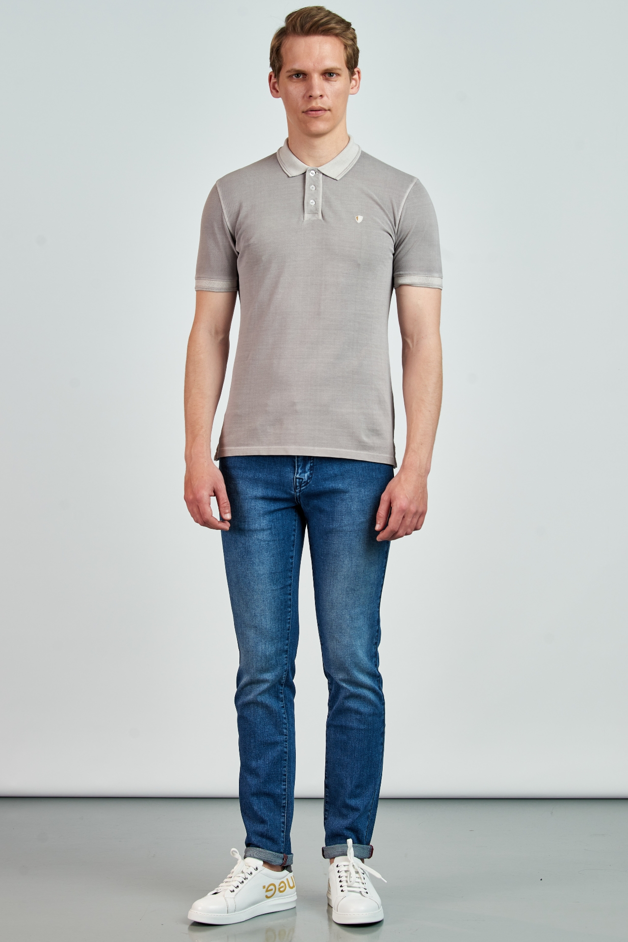 Picture of Giovane Gentile T-shirt