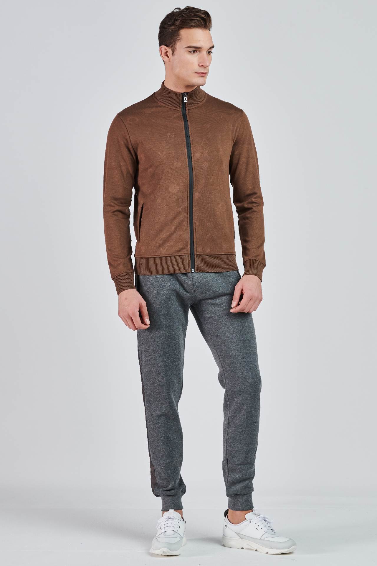 Picture of Giovane G. Designers Tracksuit