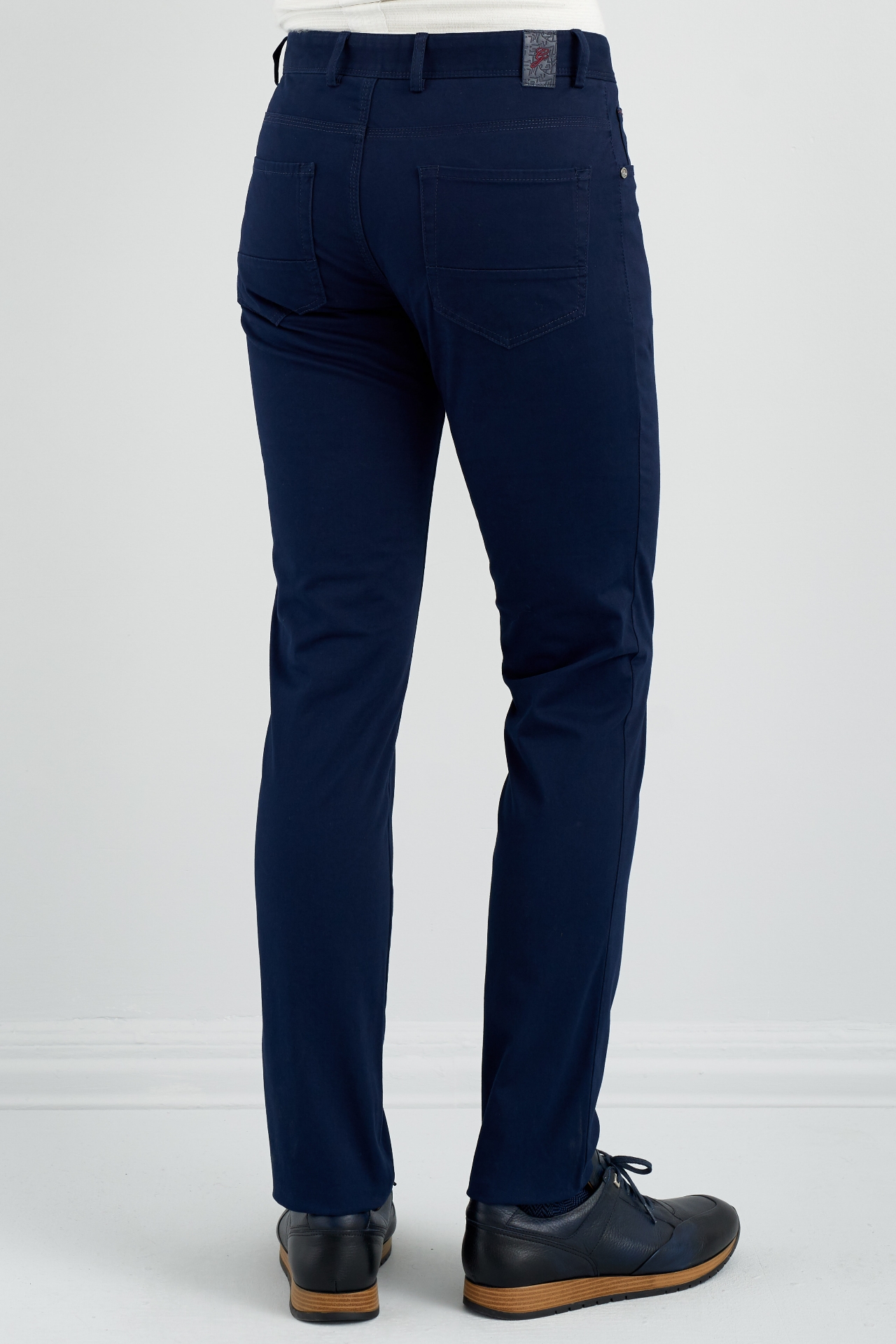 Picture of Giovane Gentile Trousers Casual