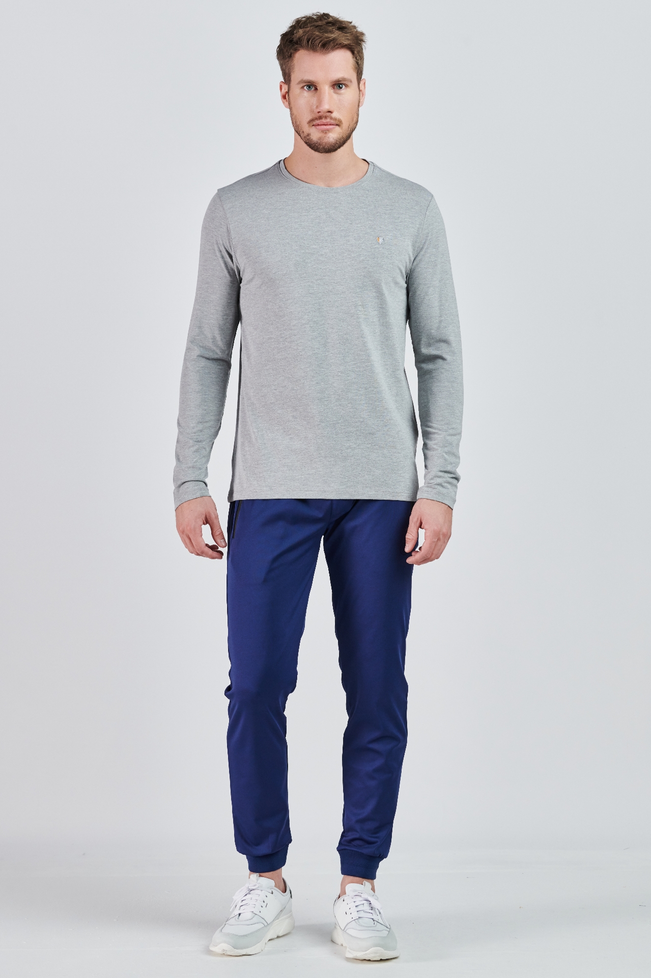 Picture of Giovane G. Designers T-shirt
