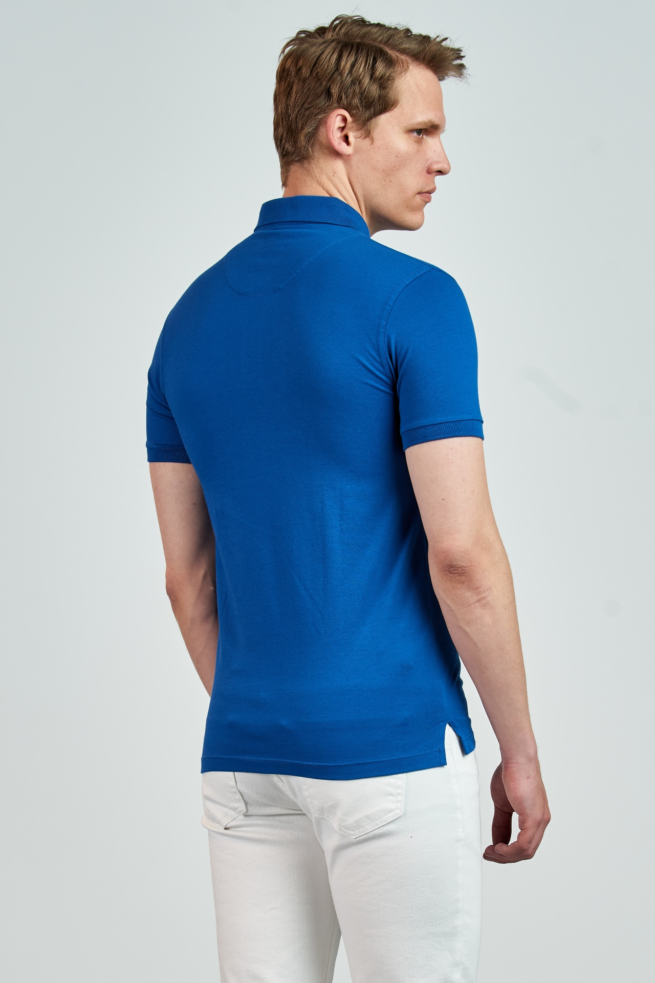 Picture of Giovane G. Designers T-shirt