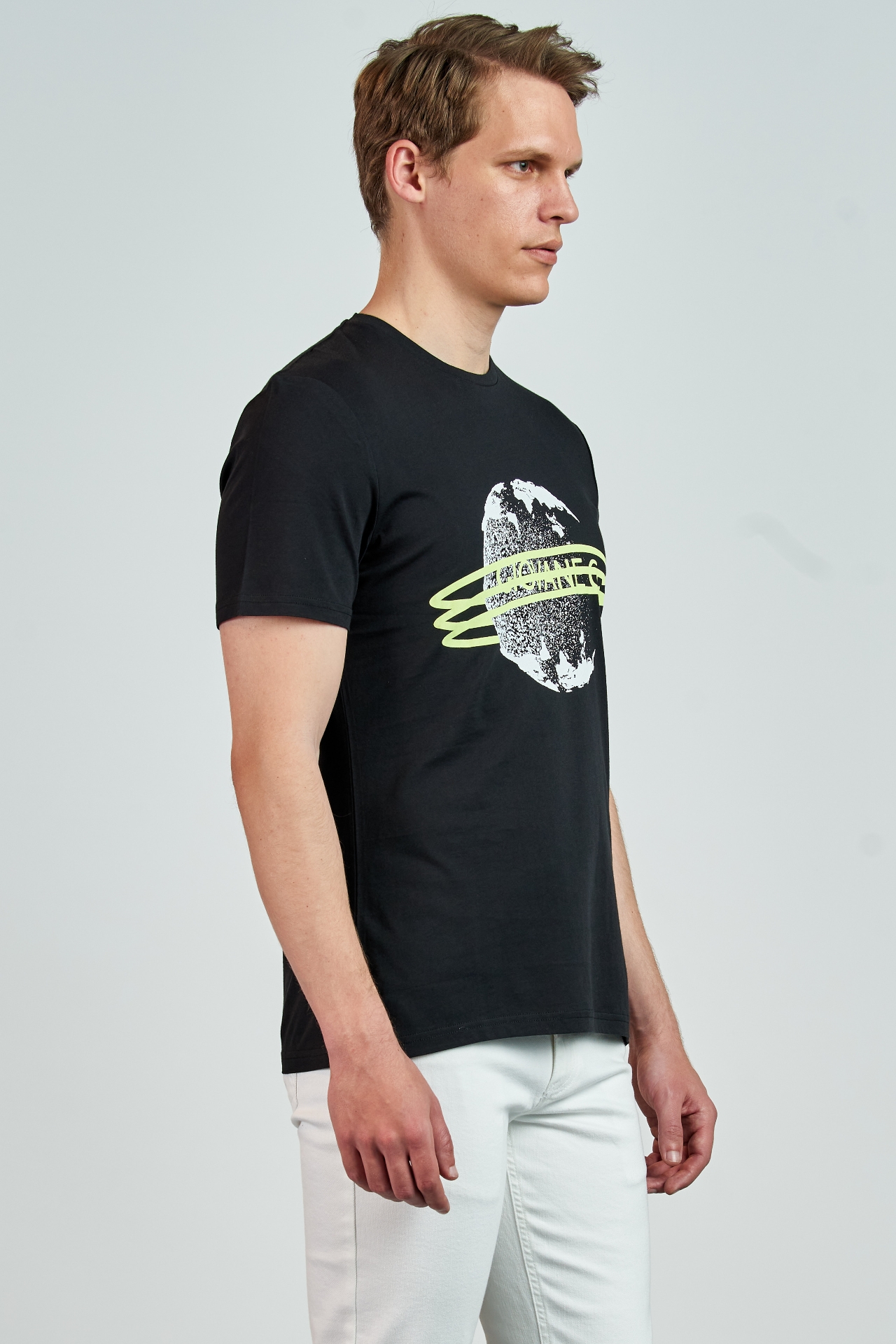 Picture of Giovane G. Designers T-shirt