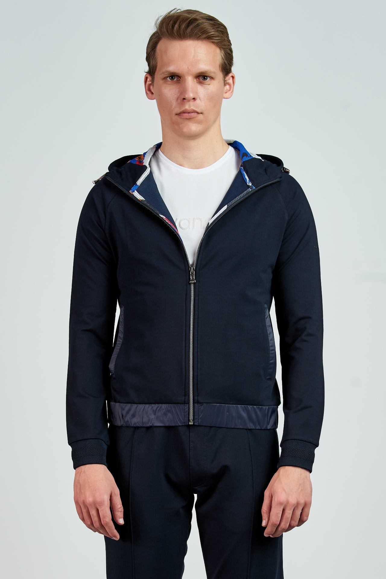 Picture of Giovane G. Designers Tracksuit