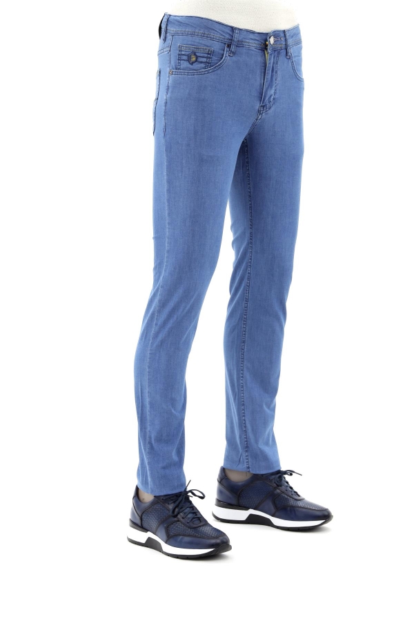 Picture of Giovane Gentile Trousers Denim