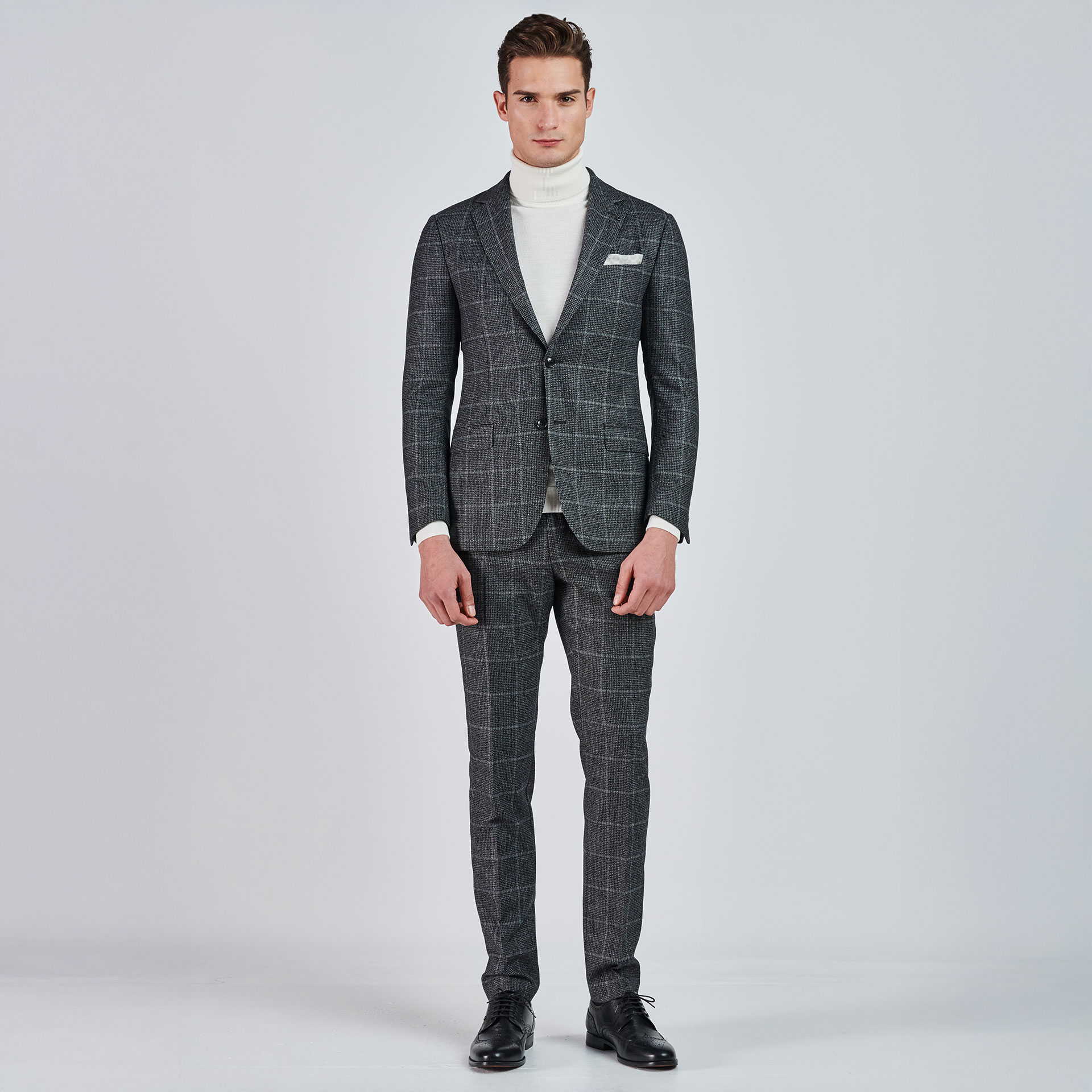 Resim Giovane Gentile Takım Elbise