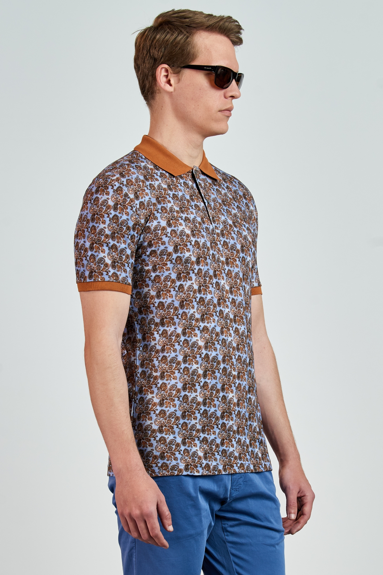 Picture of Giovane G. Designers T-shirt