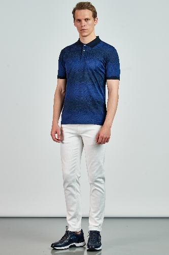 Picture of Giovane Gentile T-Shirt