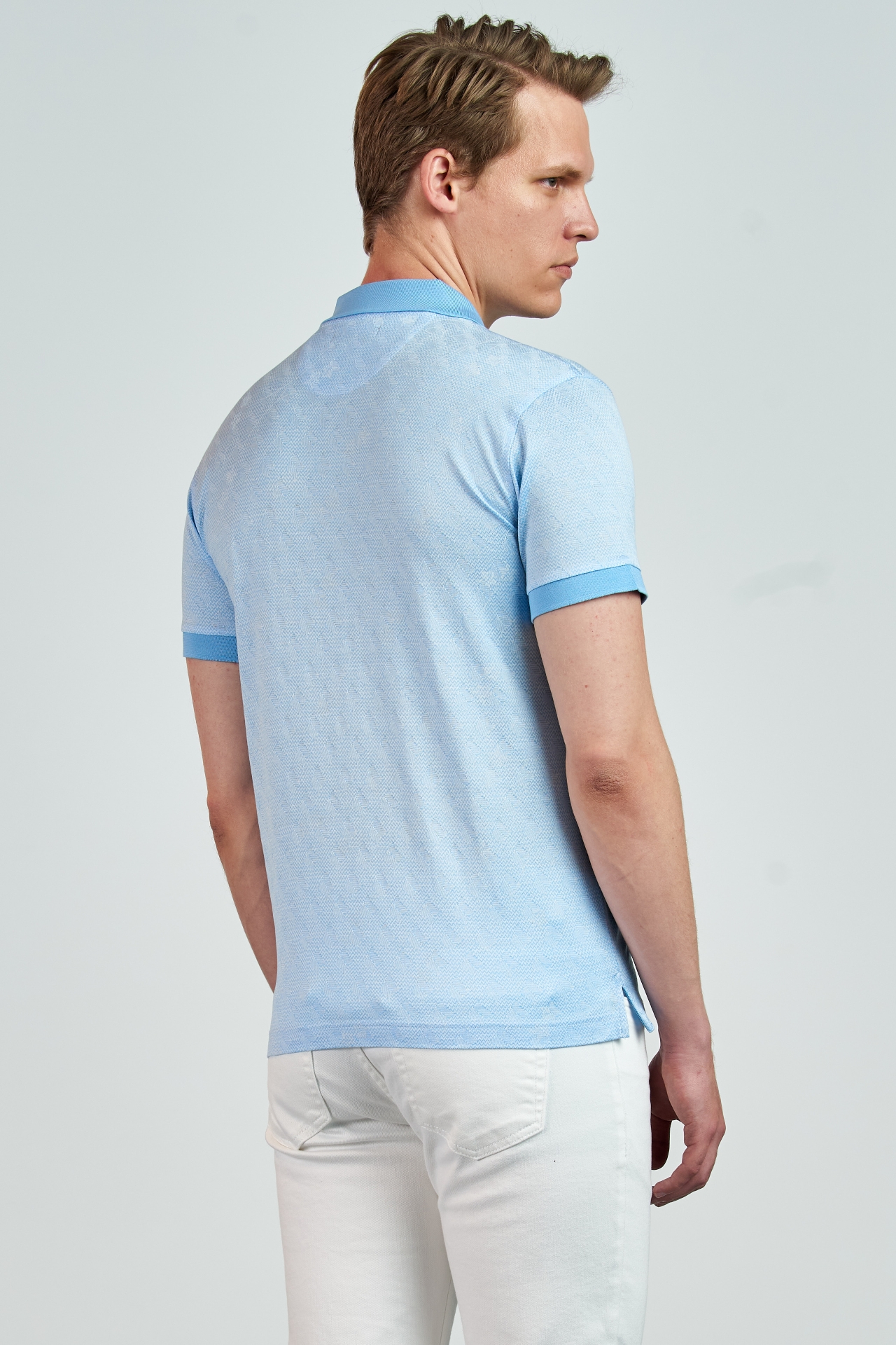 Picture of Giovane Gentile T-shirt