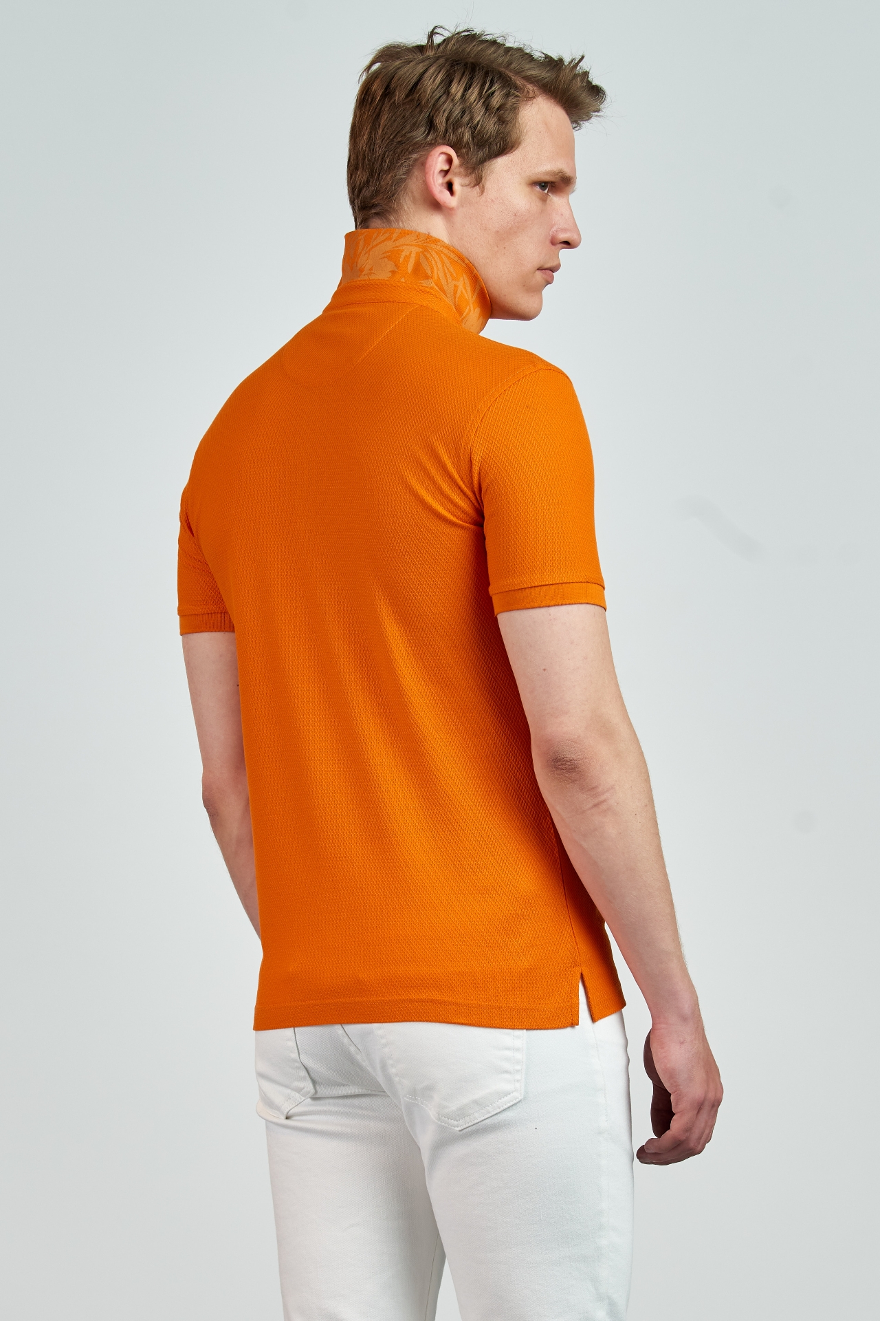 Picture of Giovane G. Designers T-shirt