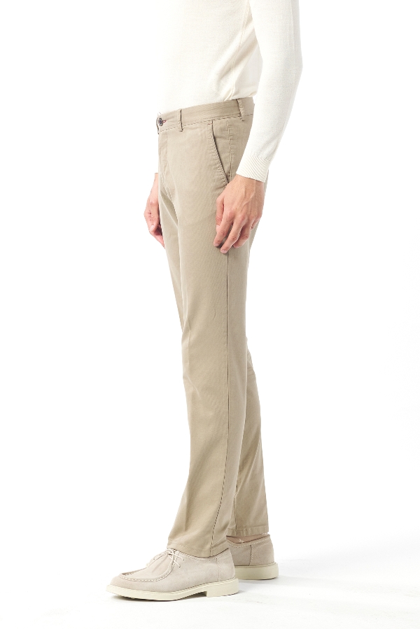 Picture of Giovane Gentile Trousers Casual