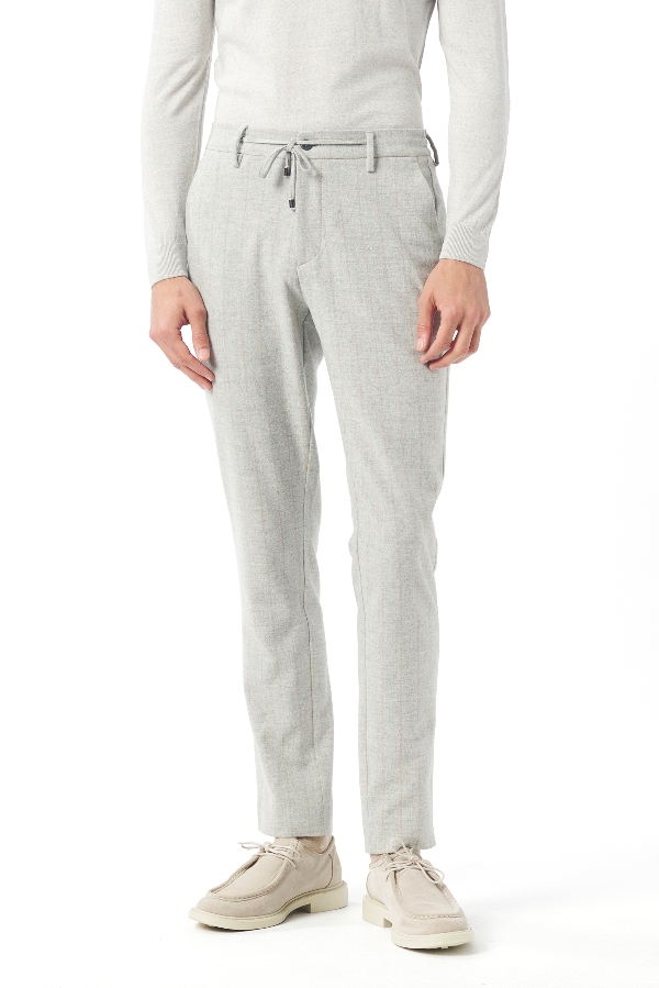 Picture of Giovane Gentile Trousers Casual