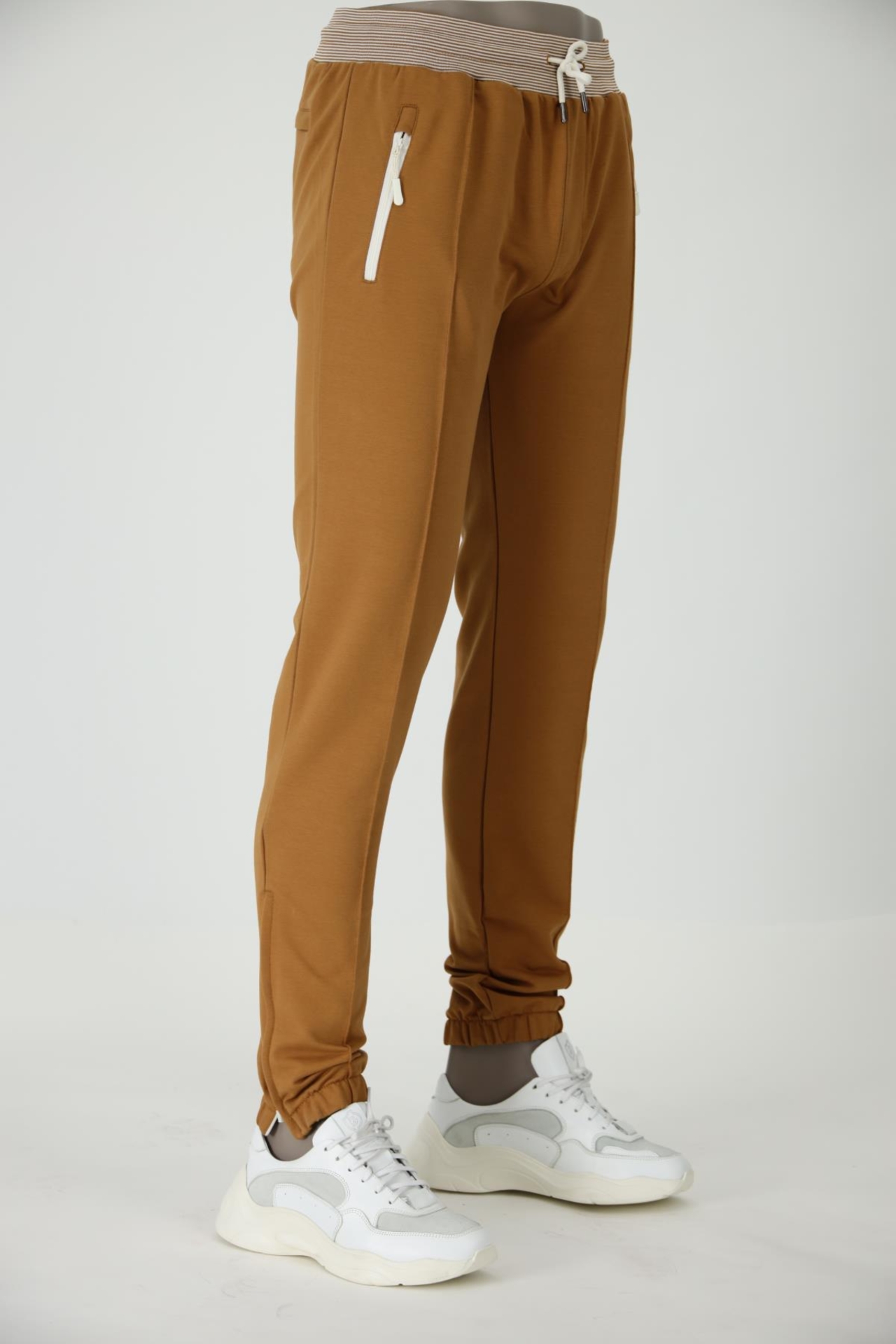 Picture of Giovane G. Designers Sweatpants