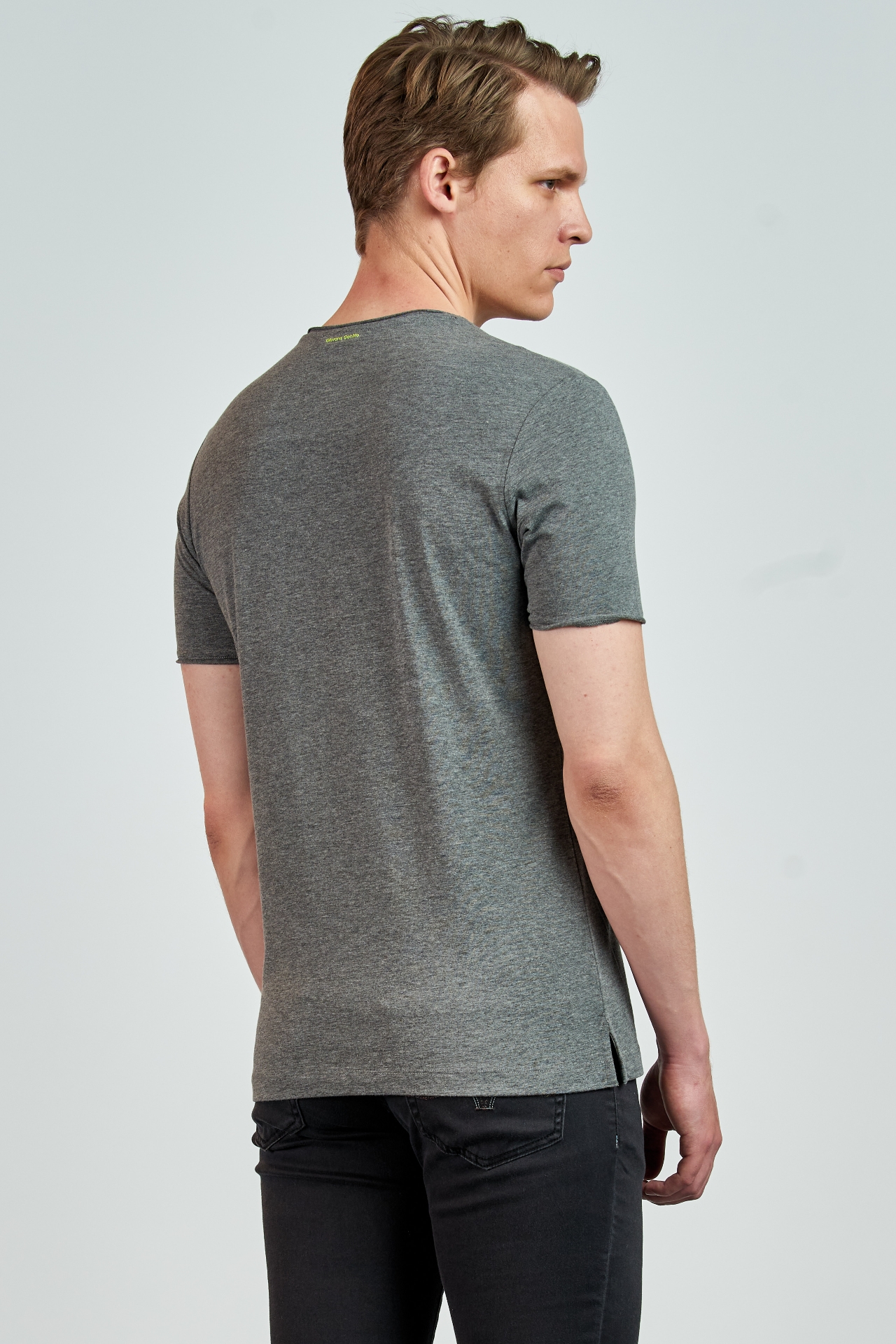 Picture of Giovane Gentile T-shirt